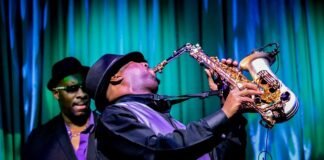 Ile zarabia Junior Big Data?