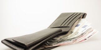 Ile trwa wypłata z Walutomatu?