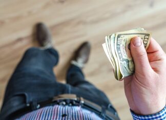 Czy jest obowiązek wypłaty wynagrodzenia na konto?