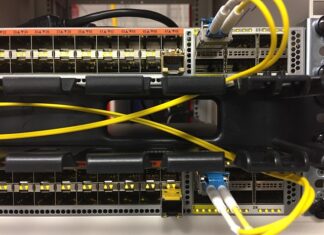 Ile lat w technikum jest HiT? Ile lat w technikum jest HiT?