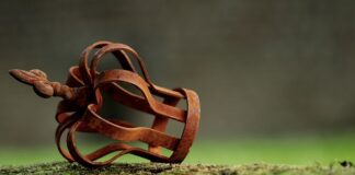 Jak uzyskać status artysty?