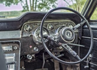 Ile kilometrów robi przedstawiciel handlowy? Ile kilometrów robi przedstawiciel handlowy?