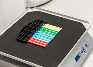 Drukarnia etykiet samoprzylepnych Etidruk – Jakość, która się wyróżnia Drukarnia etykiet samoprzylepnych Etidruk