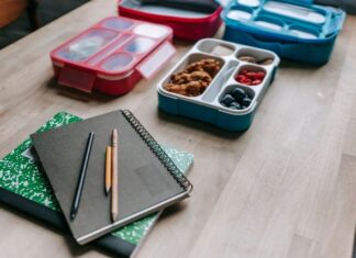 Plecak szkolny, termos i lunchbox – jak stworzyć funkcjonalny zestaw do szkoły? lunchbox
